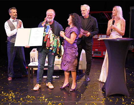 Preisübergabe durch Stadtrat Dr. Günter Riegler