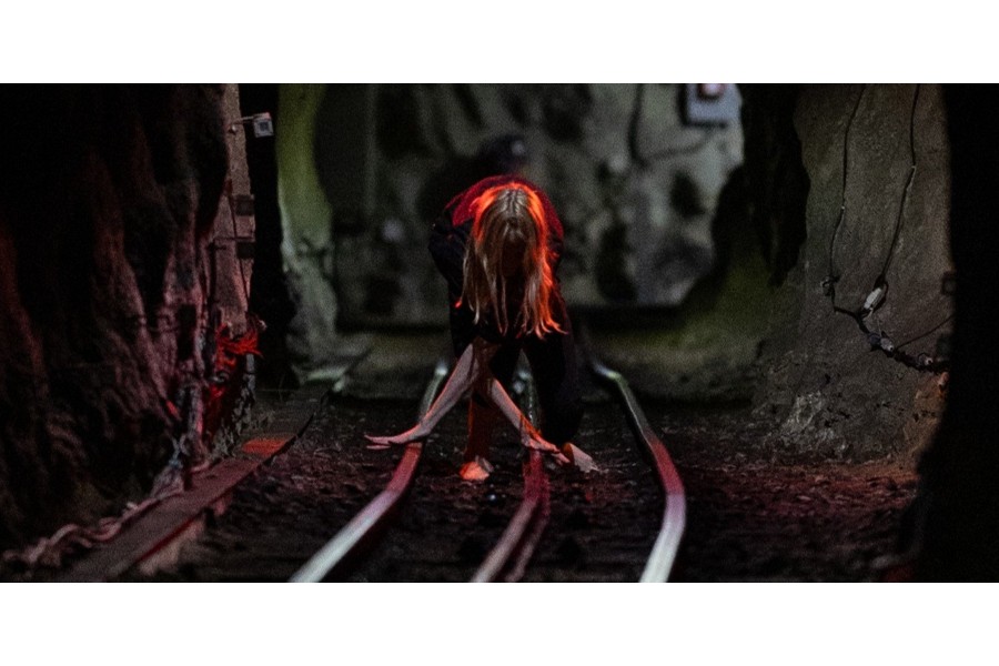 Darsteller:in im Stollen